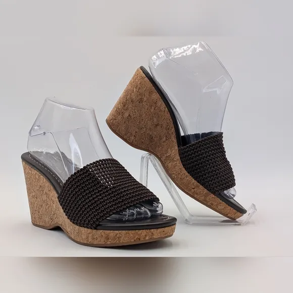 Donald Pliner Fortunea Basic Elastic Strech Sandal Brown Women 7.5M