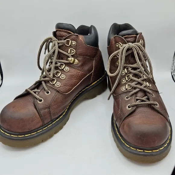 Dr Martens  11302 lace up combat boots size 12