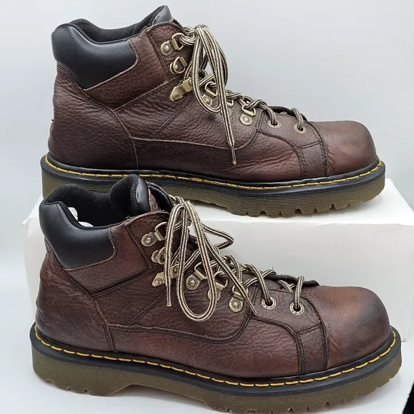 Dr Martens  11302 lace up combat boots size 12