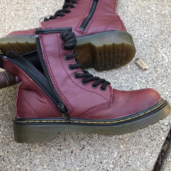 Dr Martens Boots 1460 J  Size 13