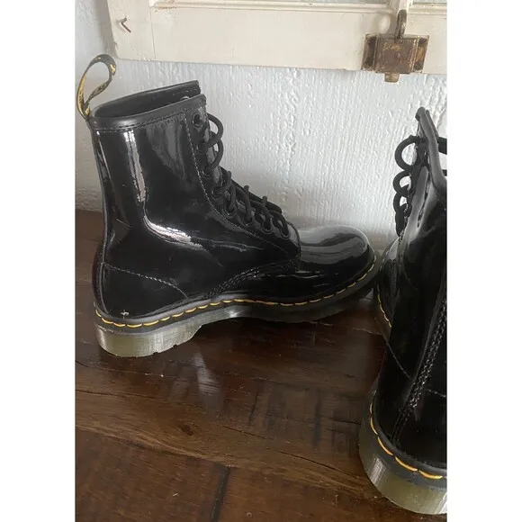 Dr Martens Solid Black Patent Lamper Women's Classic Boots Shoes 11821011 Size 6