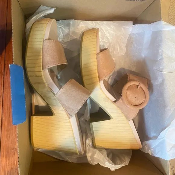 Dr. Scholl's Shoes, Womens beige tan Bayside Faux Suede Comfort Platform shoes
