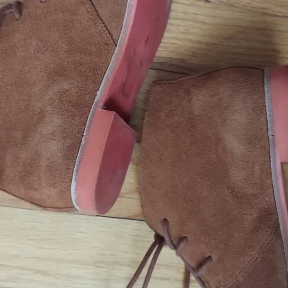 DV by Dolce Vita Brown Suede Loafer Chukka Shooties Size 6