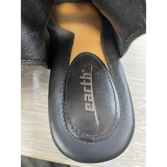 Earth Kristy Women's US 7.5B Black Leather Side Zip Ankle Strap Slingback Sandal