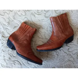 Earth Spirit Pansy Western Ankle Boots