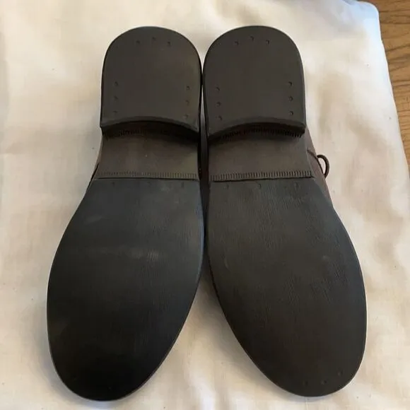 EASTLAND BROWN OILED SUEDE SHOES.  NEW