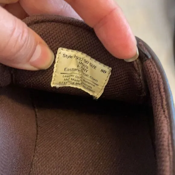 EASTLAND BROWN OILED SUEDE SHOES.  NEW