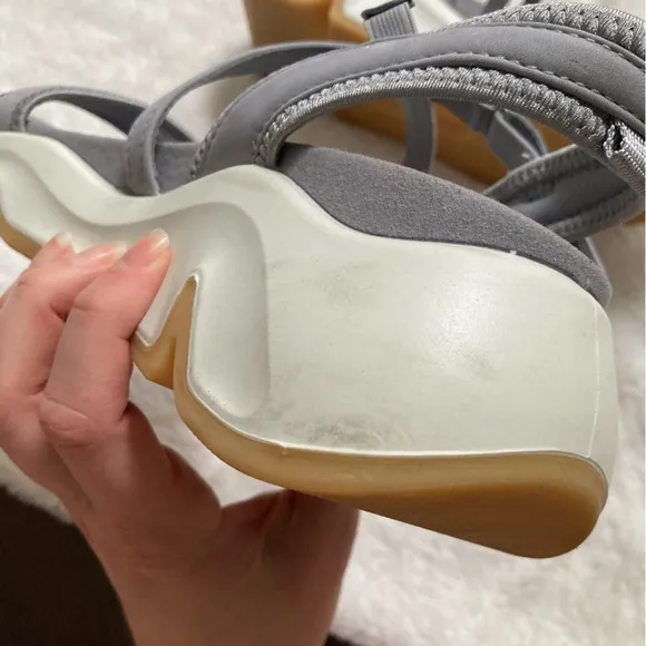 Ecco chunky sandals strappy comfort gray size 40, US 9.5