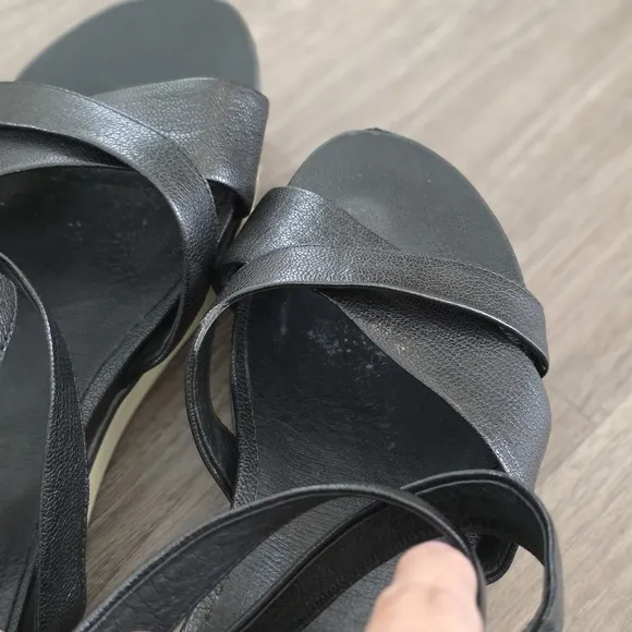 Eileen Fisher Sally Leather Comfort Black Sandals, Size 8