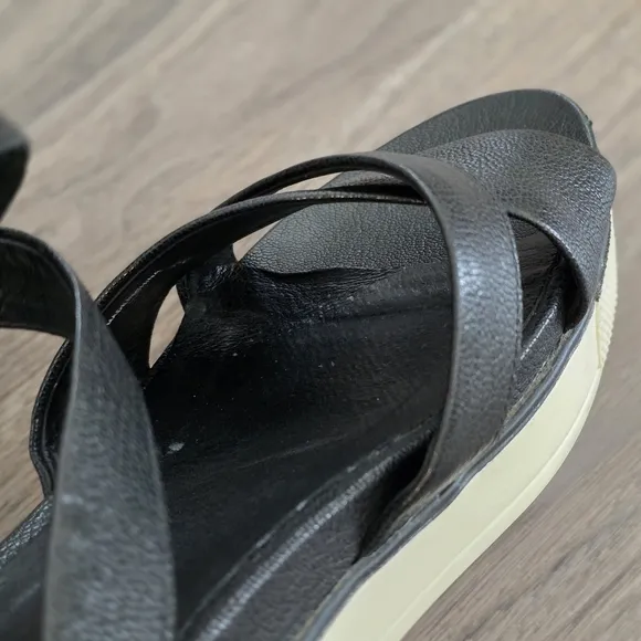 Eileen Fisher Sally Leather Comfort Black Sandals, Size 8