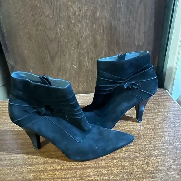 Elegant Black Ankle Boots
