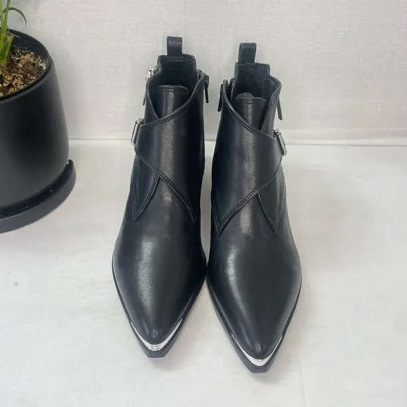 ELIZABETH SULCER X MARC‎ FISHER LTDYanila Bootie,size 7M