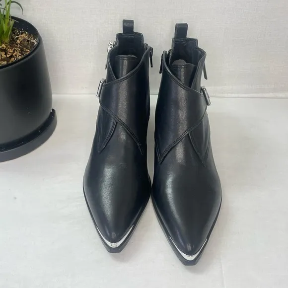 ELIZABETH SULCER X MARC‎ FISHER LTDYanila Bootie,size 7M