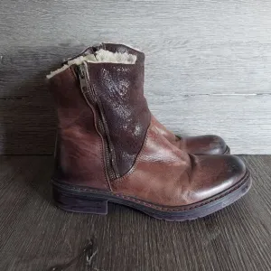 Eric Michael Brown Leather Ankle Boots 36