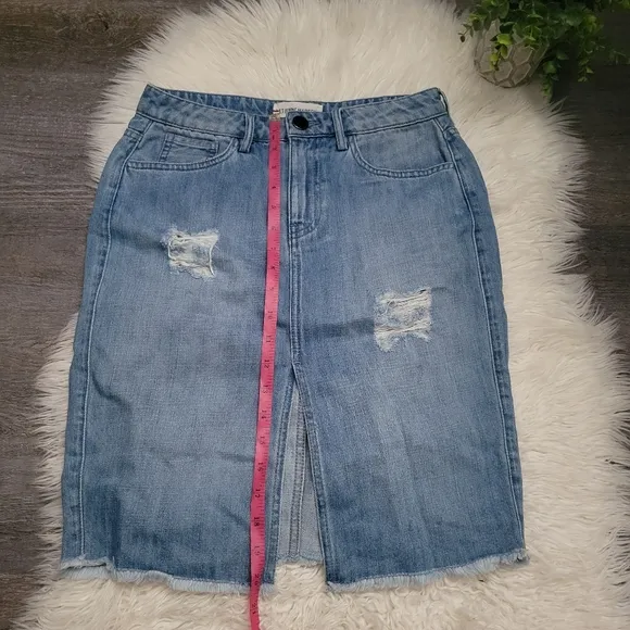 Etienne Marcel Destroyed Denim Skirt by Nasty Gal size 27