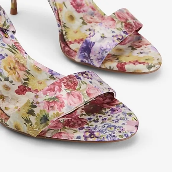 Express Size9 Floral Women's Heels