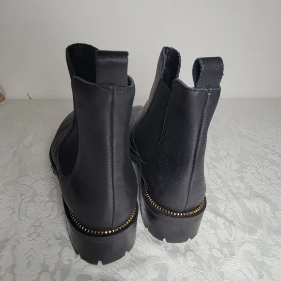 Fabianelli Boots Women's  Black Italian Leather  Chelsea Lug Sole Ankle Size 40