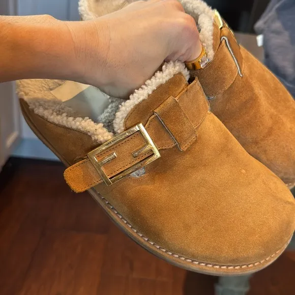 FENDI FEEL / Sabot Shearling &amp; Suede Leather Camel Mules Clogs / 38