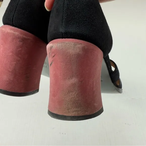 Fendi Mary Jane Cutout Suede Velvet Block Heel Pumps