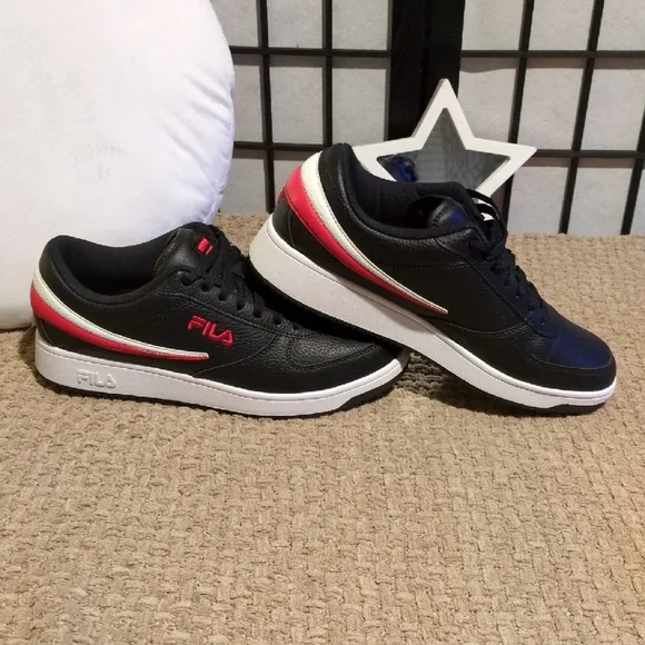 Fila Men's Black Sneakers