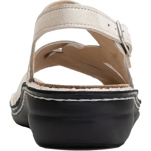 Finn Comfort Cream Leather Sandals w/Adjustable straps Gomera Soft Champagne