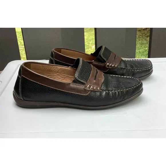 Florsheim mens brown Black  flats sz 8.5. Shoes Loafers Slip Ons Casual Moc