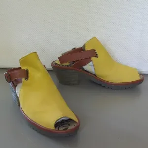 Fly London Sandals Leather size 41 (US 10/10.5)