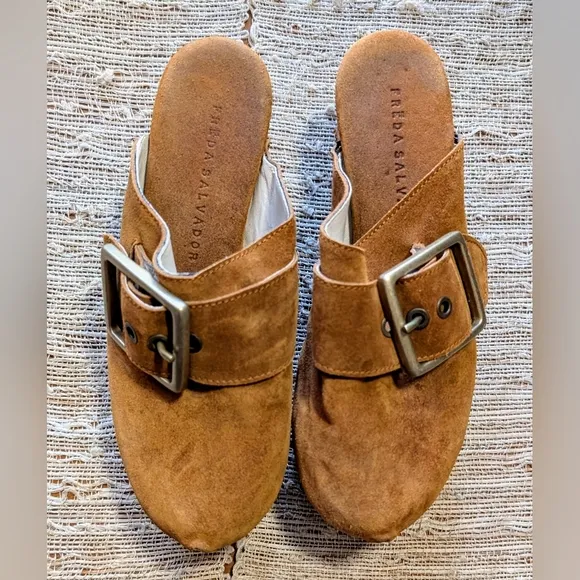 Freda Salvador Leather Jazz Buckle Clog