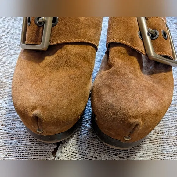 Freda Salvador Leather Jazz Buckle Clog