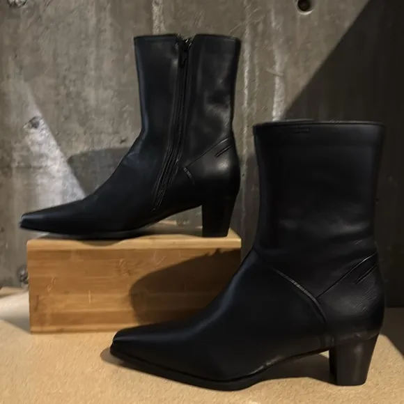 Free People Cosmico Ankle Boots: (TS7)