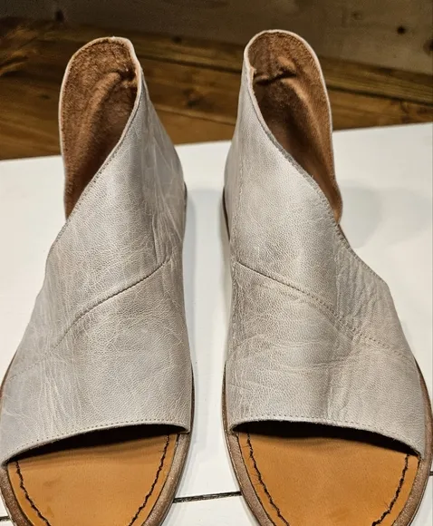 Free People Womens Leather Sandles Size 36