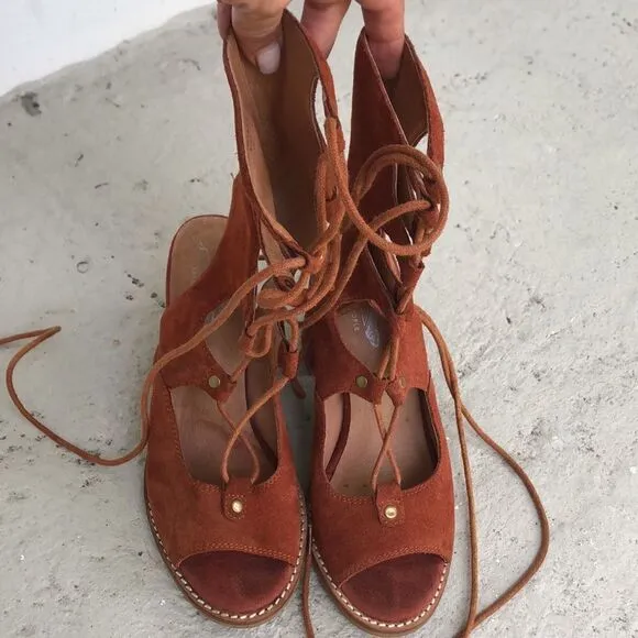 Free people by Jeffrey Campbell Gladiator style
