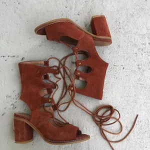 Free people by Jeffrey Campbell Gladiator style