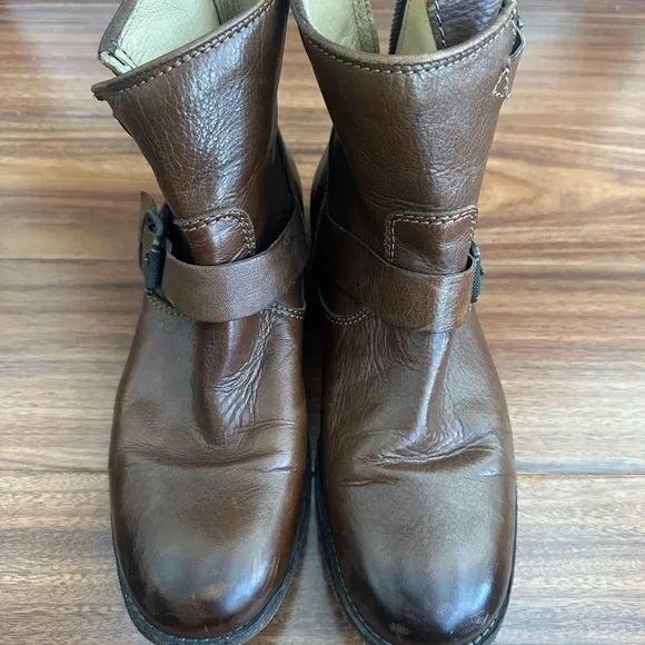 FRYE Boots