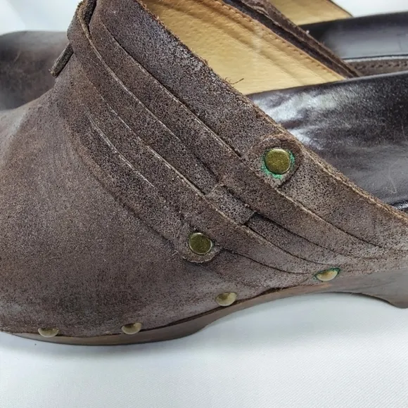 Frye Clara Stud Wooden Clogs  Brown Leather Slip On Women's Shoes Size 10M