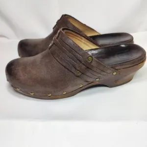 Frye Clara Stud Wooden Clogs  Brown Leather Slip On Women's Shoes Size 10M