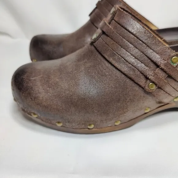 Frye Clara Stud Wooden Clogs  Brown Leather Slip On Women's Shoes Size 10M