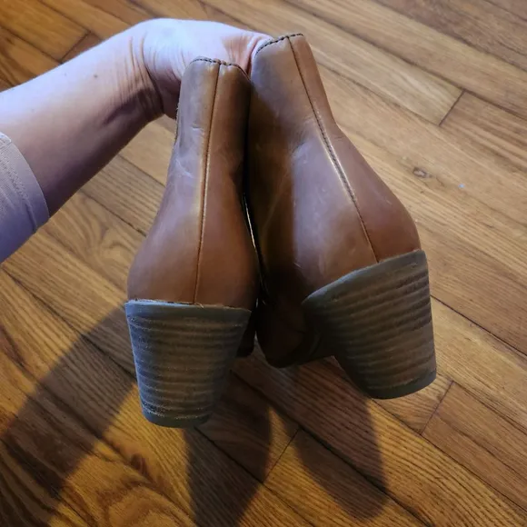 Frye Jennifer Brown Leather Ankle Booties