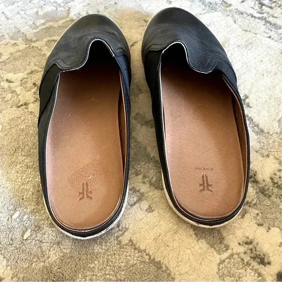 Frye Melanie Slip On Black Leather Backless Mules Slides Flats: 10