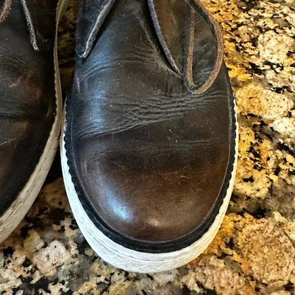 FRYE Mens Distressed Chukka Boots Sz‎ 9.5 Brown Leather Ankle Boot