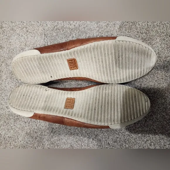 FRYE SLIP ON SHOES SIZE 9 LEATHER COGNAC TAN BROWN MELANIE CASUAL FLATS