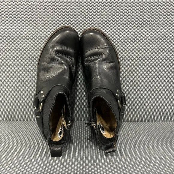 Frye Veronica Harness Short Ankle Boots‎ Side Zip Black Leather Womens Size 6.5