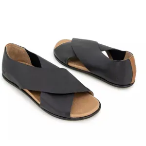 GENTLE SOULS Black Minimalist Laniey X Band Leather Sandals Sz 9 *Worn Once*