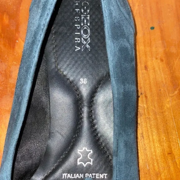 Geox Respira leather flats Sz 38 8 women’s