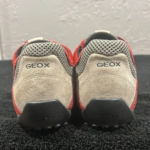Geox Respira U Snake Textile Suede Burgundy/Gray Sneakers Men Sz 10 - EXCELLENT