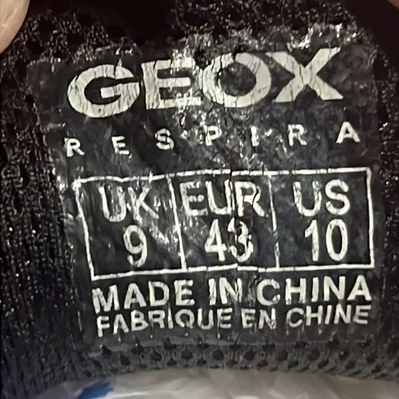 Geox Respira U Snake Textile Suede Burgundy/Gray Sneakers Men Sz 10 - EXCELLENT