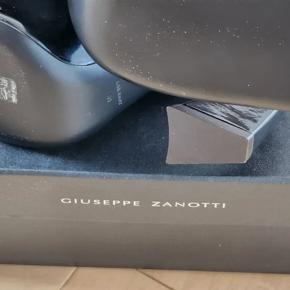 Giuseppe Zanotti Musa Ankle Boots Sz 39
