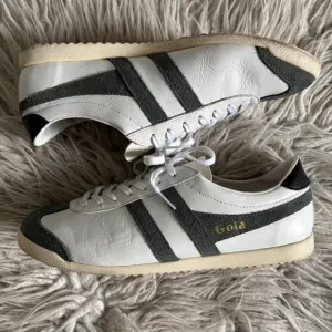 Gola Bullet White Leather Gray Suede Mens Low Top Lace Up Sneakers CMA157 Sz 10