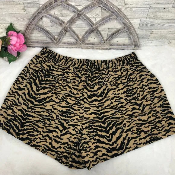 Good American  ALINE Tencel  Animal Print Short  Black &amp; Tan Zebra  2XL/ 5