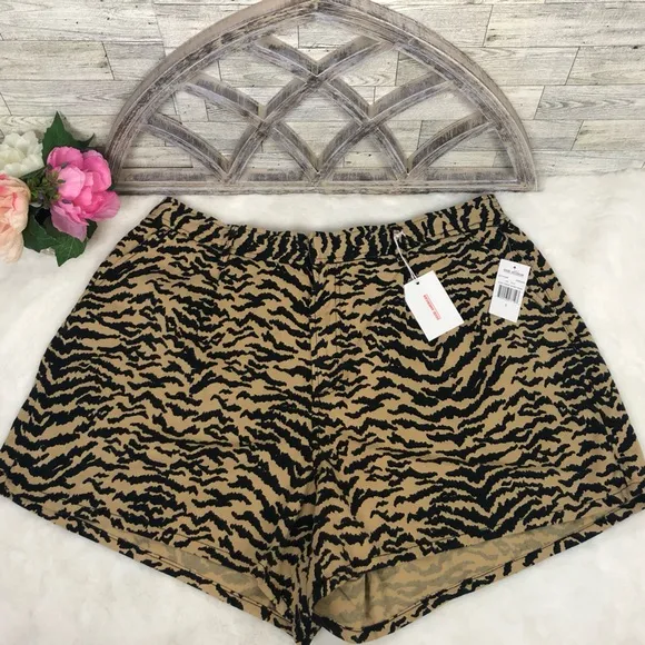 Good American  ALINE Tencel  Animal Print Short  Black &amp; Tan Zebra  2XL/ 5